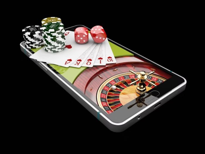 Step-by-step fb77 login cashout form on a smartphone screen